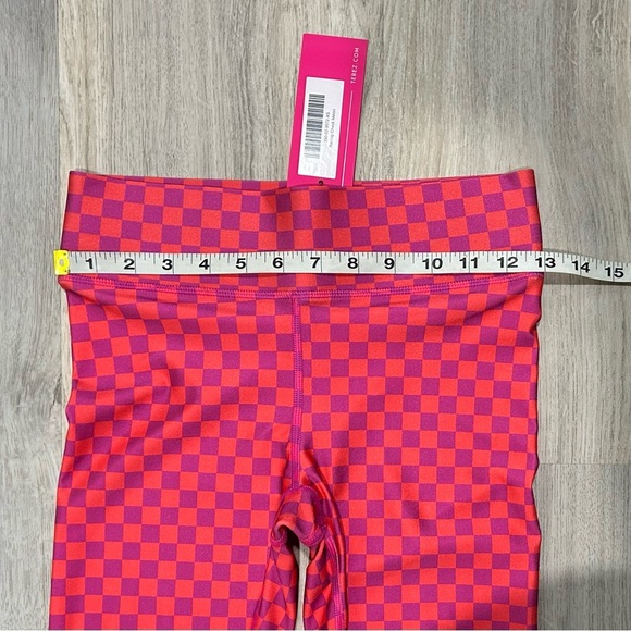 NWT Terez Athletic Leggings Pants Activewear Racing Check Melon Purple Size XS - Picture 3 of 7
